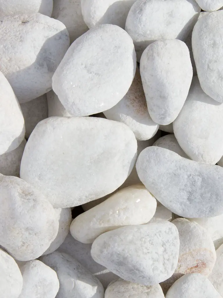 crystal-white-galets-2540_.webp